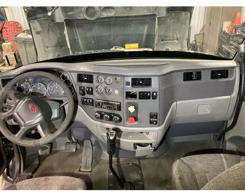 Peterbilt 579 Dash Assembly