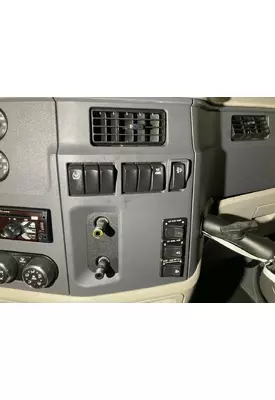 Peterbilt 579 Dash Assembly