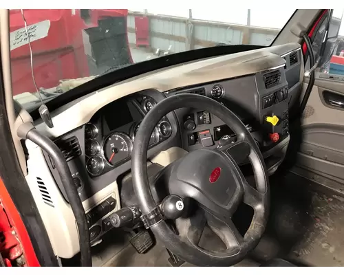 Peterbilt 579 Dash Assembly