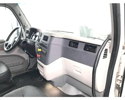 Peterbilt 579 Dash Assembly