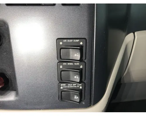 Peterbilt 579 Dash Assembly