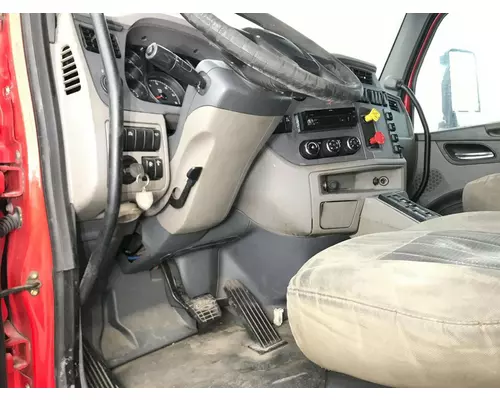 Peterbilt 579 Dash Assembly
