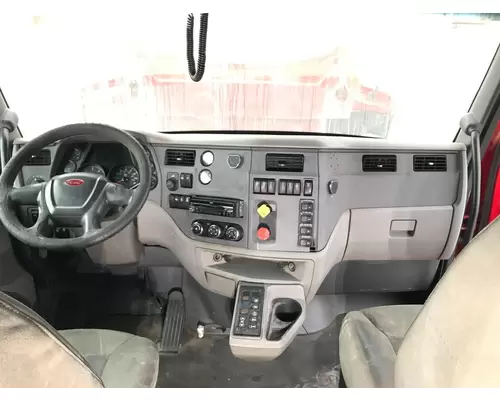 Peterbilt 579 Dash Assembly