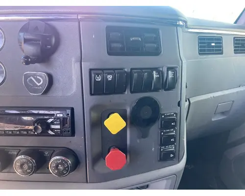 Peterbilt 579 Dash Assembly