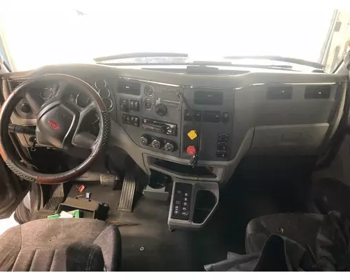 Peterbilt 579 Dash Assembly