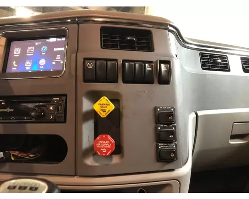 Peterbilt 579 Dash Assembly