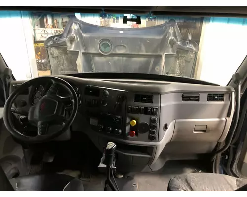 Peterbilt 579 Dash Assembly