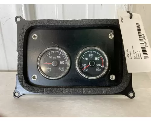 Peterbilt 579 Dash Assembly