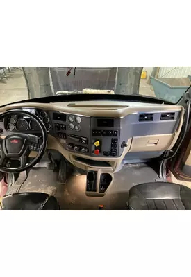 Peterbilt 579 Dash Assembly