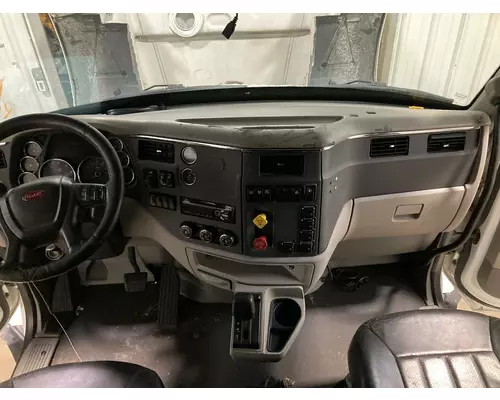 Peterbilt 579 Dash Assembly