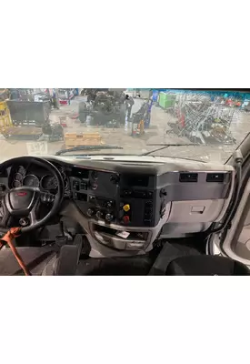 Peterbilt 579 Dash Assembly