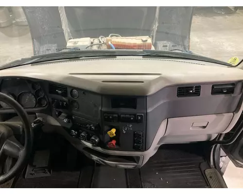 Peterbilt 579 Dash Assembly