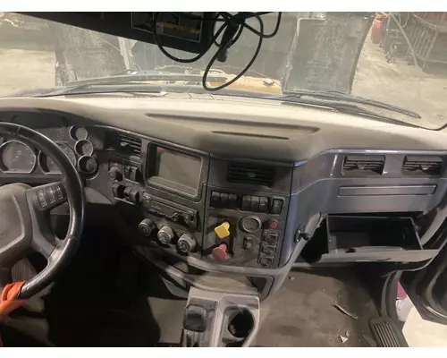 Peterbilt 579 Dash Assembly