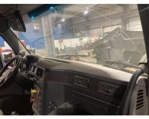 Peterbilt 579 Dash Assembly