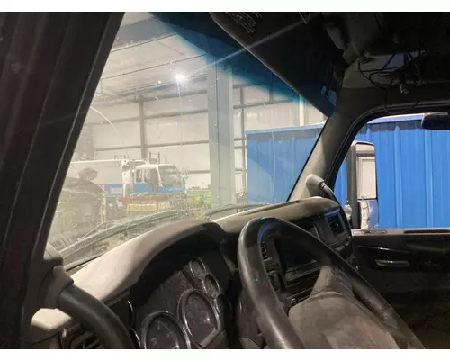 Peterbilt 579 Dash Assembly