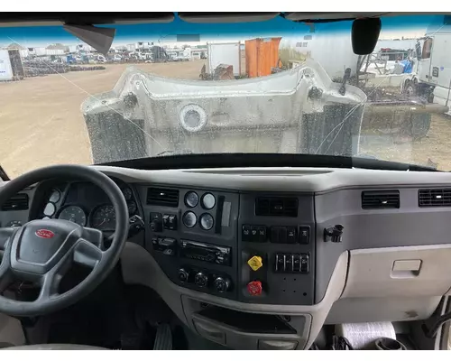Peterbilt 579 Dash Assembly
