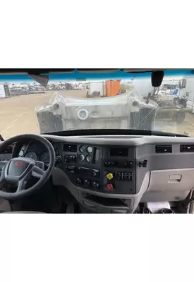 Peterbilt 579 Dash Assembly