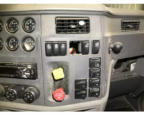 Peterbilt 579 Dash Panel