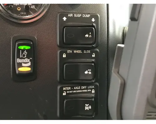 Peterbilt 579 Dash Panel