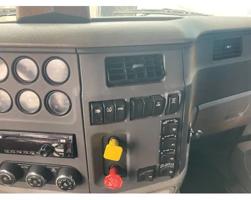 Peterbilt 579 Dash Panel
