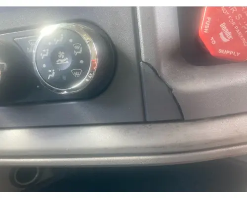 Peterbilt 579 Dash Panel