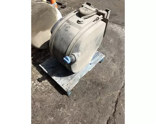 DEF Tank PETERBILT 579 Camerota Truck Parts