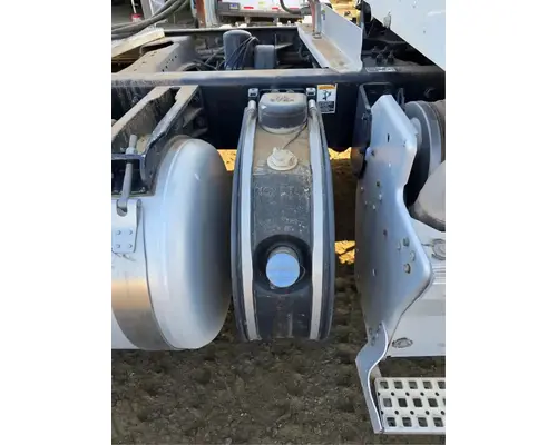 DEF Tank PETERBILT 579 Geco - Dinuba