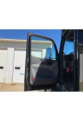 Peterbilt 579 Door Assembly, Front