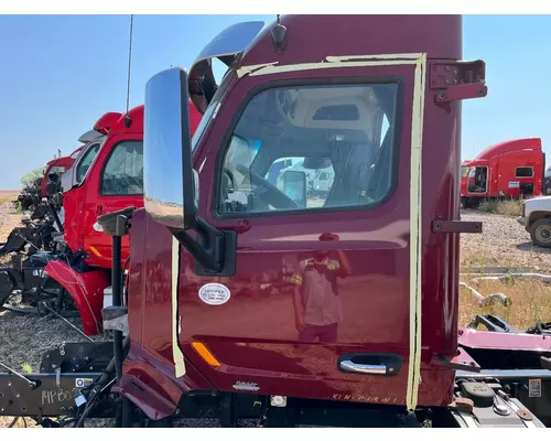 Peterbilt 579 Door Assembly, Front