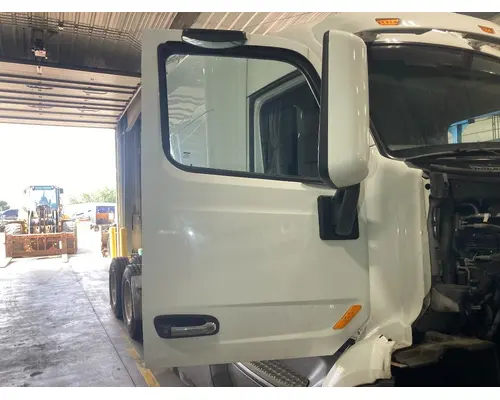 Peterbilt 579 Door Assembly, Front