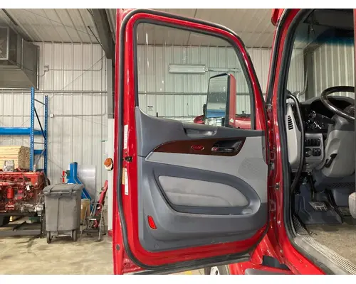Peterbilt 579 Door Assembly, Front
