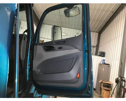 Peterbilt 579 Door Assembly, Front