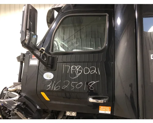 Peterbilt 579 Door Assembly, Front