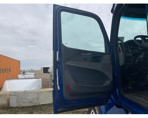 Peterbilt 579 Door Assembly, Front