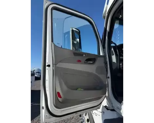 Peterbilt 579 Door Assembly, Front