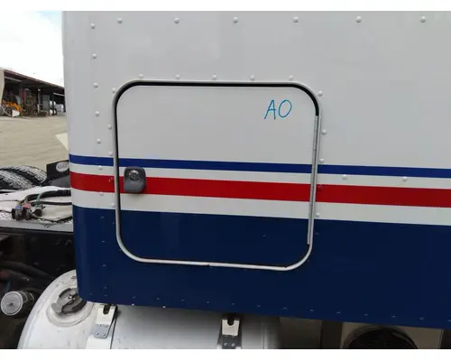 Running Board PETERBILT 579 LKQ Thompson Motors - Wykoff