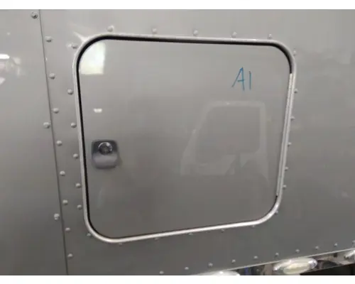 Running Board PETERBILT 579 LKQ Thompson Motors - Wykoff