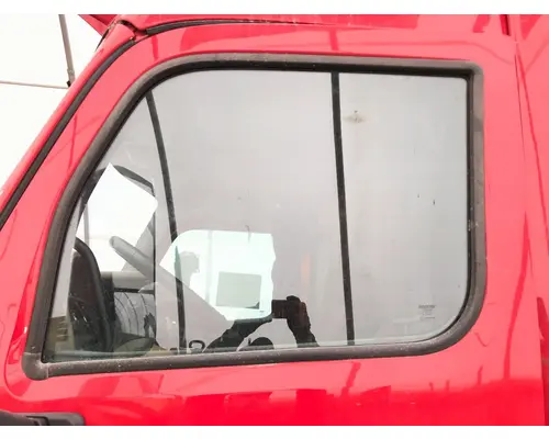 Door Glass, Front Peterbilt 579 Vander Haags Inc Cb