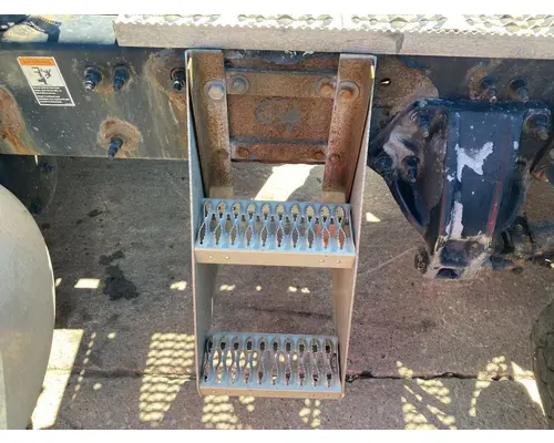 Peterbilt 579 Engine Brackets, Misc.