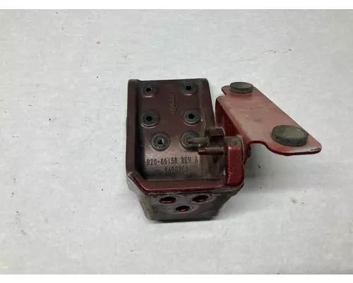 Peterbilt 579 Engine Brackets, Misc.