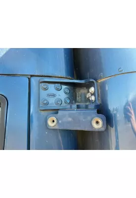 Peterbilt 579 Engine Brackets, Misc.