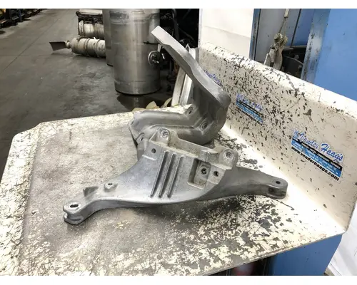 Peterbilt 579 Engine Brackets, Misc.