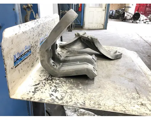 Peterbilt 579 Engine Brackets, Misc.