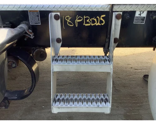 Brackets, Misc. Peterbilt 579 Vander Haags Inc DM