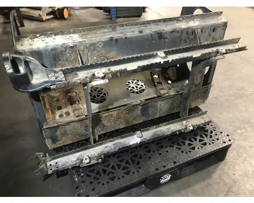 Peterbilt 579 Exhaust DPF Assembly