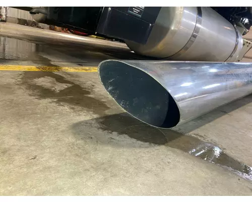 Peterbilt 579 Exhaust Pipe