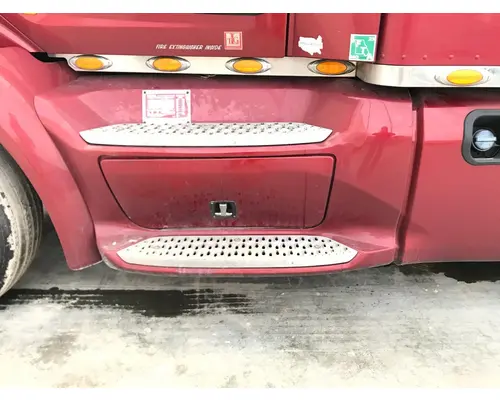 Peterbilt 579 Fairing (Side)