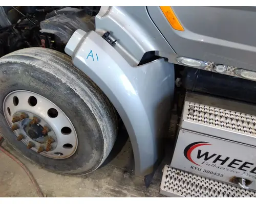 Fender Extension PETERBILT 579 LKQ Thompson Motors - Wykoff