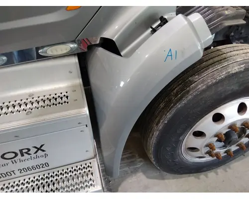Fender Extension PETERBILT 579 LKQ Thompson Motors - Wykoff