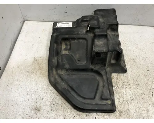 Peterbilt 579 Fender